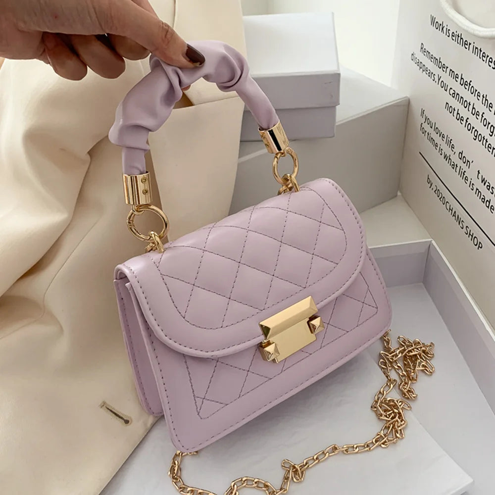 Elevate Your Style with the 2023 Fashionable Half Moon Crossbody Bag - Versatile and Chic for Every Occasion
