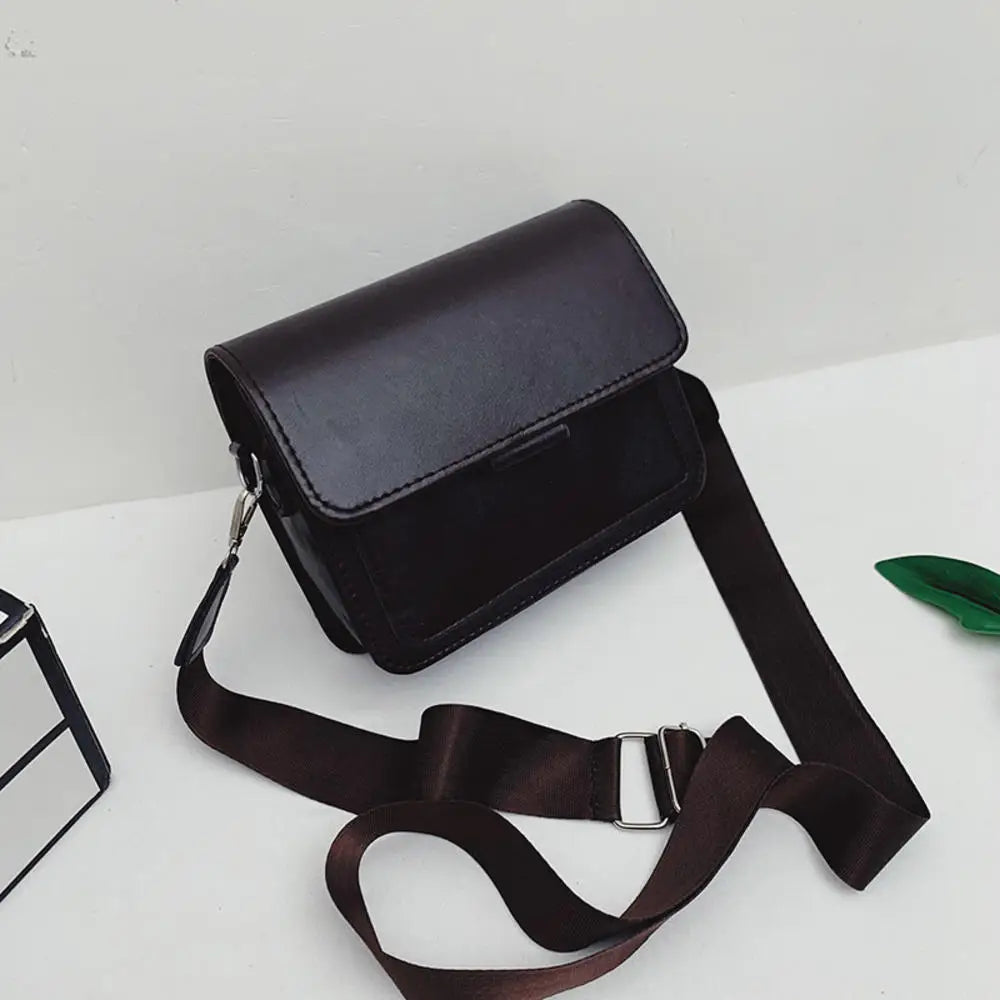 Elevate Your Style with the 2023 Fashionable Half Moon Crossbody Bag - Versatile and Chic for Every Occasion