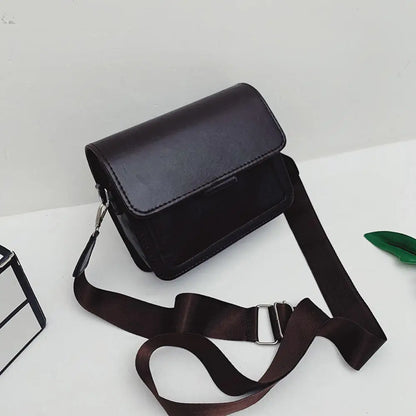 Elevate Your Style with the 2023 Fashionable Half Moon Crossbody Bag - Versatile and Chic for Every Occasion